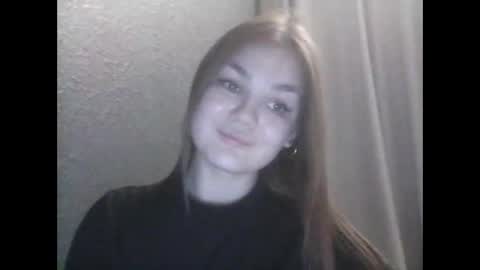 Snapshot of loviesimone chatting on 09-30-25, 10:15 loviesimone online show from 09-30-25, 10:15