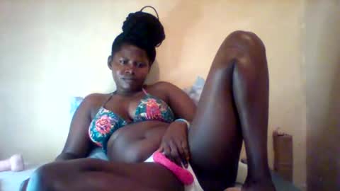 Snapshot of loviett chatting on 04-22-26, 07:00 loviett online show from 04-22-26, 07:00