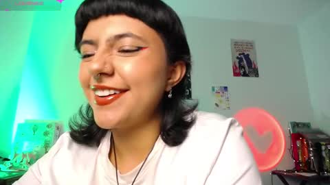 Snapshot of loving_alma chatting on 09-22-25, 03:08 loving_alma online show from 09-22-25, 03:08