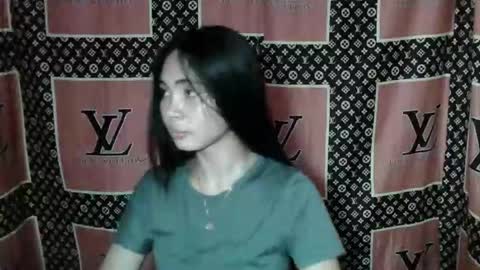 Snapshot of loving_rhean chatting on 11-16-25, 10:10 loving_rhean online show from 11-16-25, 10:10