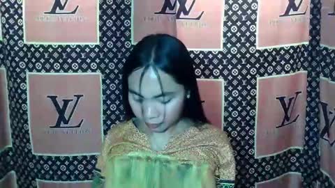 Snapshot of loving_rhean chatting on 12-03-25, 02:41 loving_rhean online show from 12-03-25, 02:41