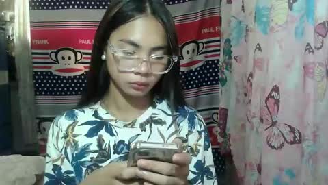 loving_rhean online show from 06-04-26, 03:56