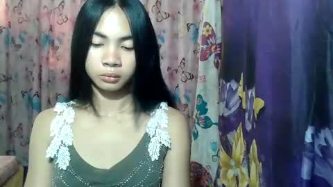 Snapshot of loving_rhean chatting on 07-05-26, 03:13 loving_rhean online show from 07-05-26, 03:13