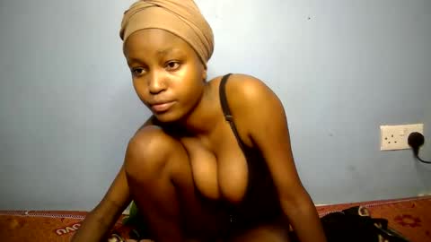 lovly_lastborn online show from 03-03-26, 07:36