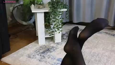 Snapshot of lowkeywild_ chatting on 06-12-26, 04:55 lowkeywild_ online show from 06-12-26, 04:55