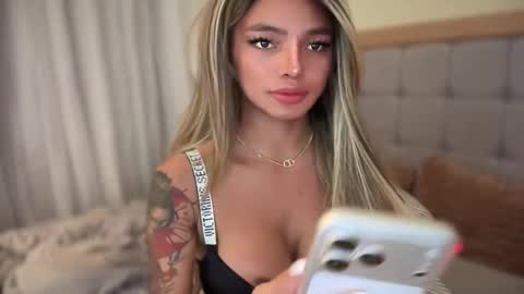 Candice online show from 04-23-26, 06:54