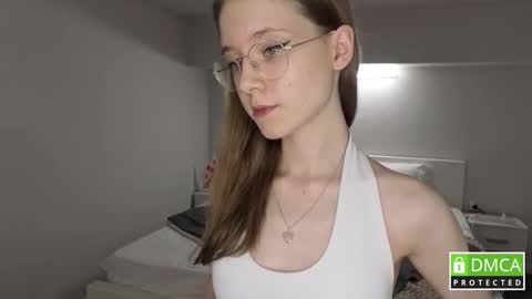 Snapshot of lowress chatting on 11-04-25, 07:24 Karmell online show from 11-04-25, 07:24