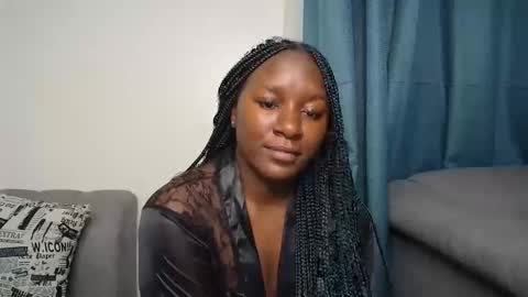 loyalcutie online show from 10-30-25, 04:14