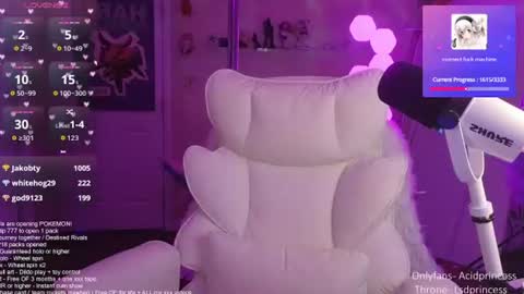 Snapshot of lsdprincess chatting on 06-14-26, 02:24 Princess online show from 06-14-26, 02:24