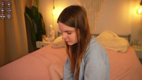 Snapshot of lu__lane chatting on 12-05-25, 08:12 Lu 3 online show from 12-05-25, 08:12