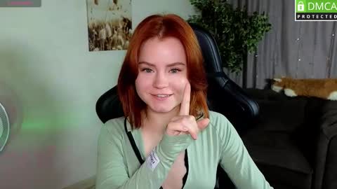 Snapshot of lu_muon chatting on 10-11-25, 01:38 lu_muon online show from 10-11-25, 01:38