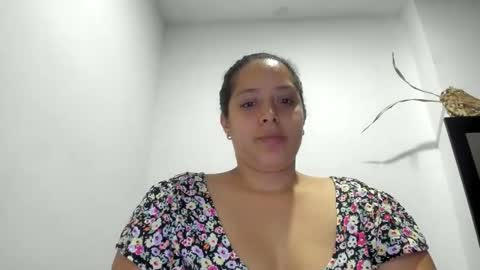 Lucy online show from 04-28-26, 03:44