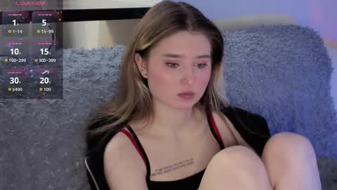 Snapshot of lua__19 chatting on 10-16-25, 01:45 Lua online show from 10-16-25, 01:45