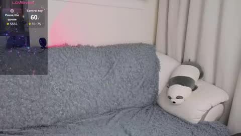 Snapshot of lua__19 chatting on 11-21-25, 09:02 Lua online show from 11-21-25, 09:02