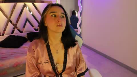 Snapshot of lua_bloom_ chatting on 06-03-26, 04:26 LUA online show from 06-03-26, 04:26