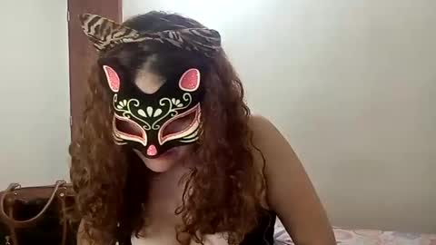 Snapshot of luana363 chatting on 02-11-25, 02:14 luana363 online show from 02-11-25, 02:14