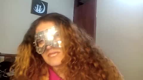 Snapshot of luana363 chatting on 10-03-25, 03:36 luana363 online show from 10-03-25, 03:36