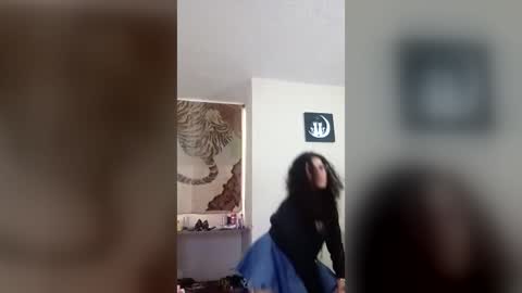 luana363 online show from 06-15-26, 10:34