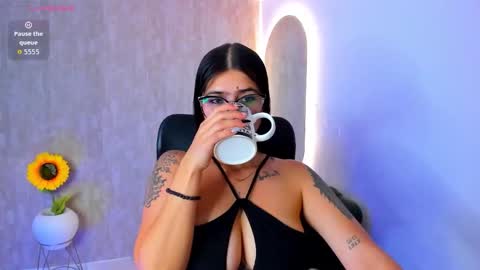 Luana online show from 11-10-25, 12:04