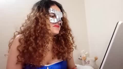 luanapowerful online show from 10-05-25, 07:56
