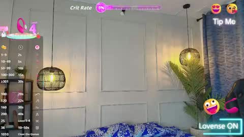 lUAN online show from 04-23-26, 11:42