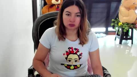 luara__01__lecat_1 online show from 01-18-26, 03:27