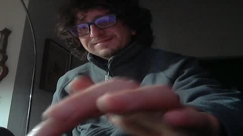 Snapshot of luca78_78 chatting on 12-15-24, 10:37 luca78 online show from 12-15-24, 10:37