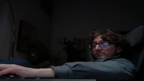 Snapshot of luca78_78 chatting on 03-01-25, 01:18 luca78 online show from 03-01-25, 01:18