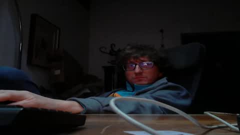 Snapshot of luca78_78 chatting on 10-26-25, 02:23 luca78 online show from 10-26-25, 02:23