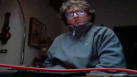 Snapshot of luca78_78 chatting on 11-30-25, 01:48 luca78 online show from 11-30-25, 01:48