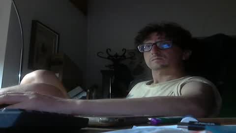 Snapshot of luca78_78 chatting on 07-05-26, 10:17 luca78 online show from 07-05-26, 10:17