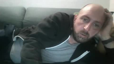 Snapshot of lucabeech88 chatting on 10-03-25, 08:50 Luca online show from 10-03-25, 08:50