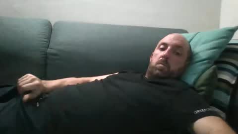 Snapshot of lucabeech88 chatting on 10-09-25, 08:18 Luca online show from 10-09-25, 08:18