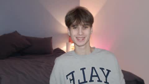 lucacharm online show from 01-15-25, 08:37