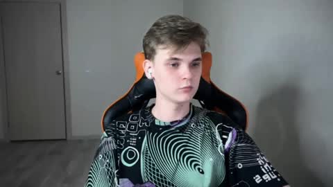 Snapshot of lucas_dany chatting on 12-27-24, 05:26 Lucas Gill online show from 12-27-24, 05:26