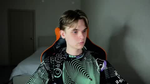 Lucas Gill online show from 03-10-25, 08:12