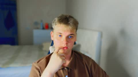 Lucas Gill online show from 06-29-26, 06:30