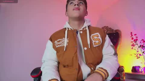 Lucas lovee online show from 03-22-26, 01:14