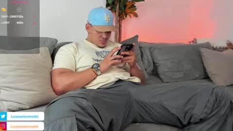 Snapshot of lucasanto_ chatting on 03-04-25, 03:44 LUCA SANTOS online show from 03-04-25, 03:44