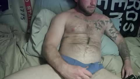 Snapshot of lucascumsalot chatting on 05-11-26, 02:28 Lucas online show from 05-11-26, 02:28