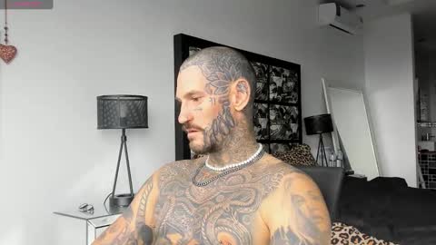 lucasexclusive online show from 01-04-25, 04:23