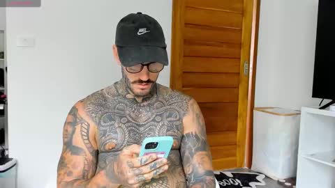 lucasexclusive online show from 10-08-25, 07:17