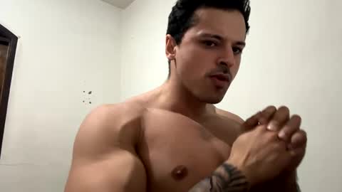 lucasfit24 online show from 01-17-25, 07:38