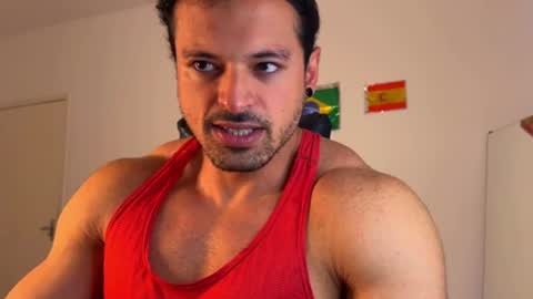 Snapshot of lucasfit24 chatting on 07-08-26, 03:05 lucasfit24 online show from 07-08-26, 03:05