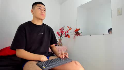 LUCAS TORREZ online show from 12-17-25, 11:55