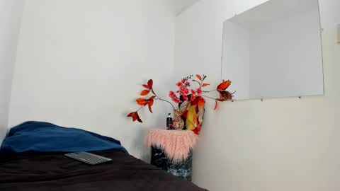 LUCAS TORREZ online show from 12-20-25, 02:29