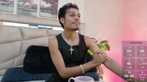 Luca  Leo online show from 11-01-25, 04:36