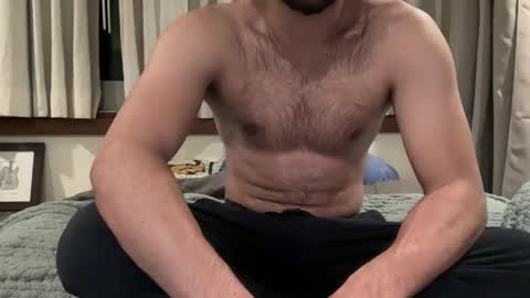 lucca_d123 online show from 04-27-26, 06:44