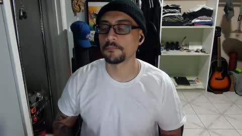 Luchi Luchano online show from 11-24-25, 08:08