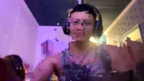 Felipe online show from 12-23-24, 03:07